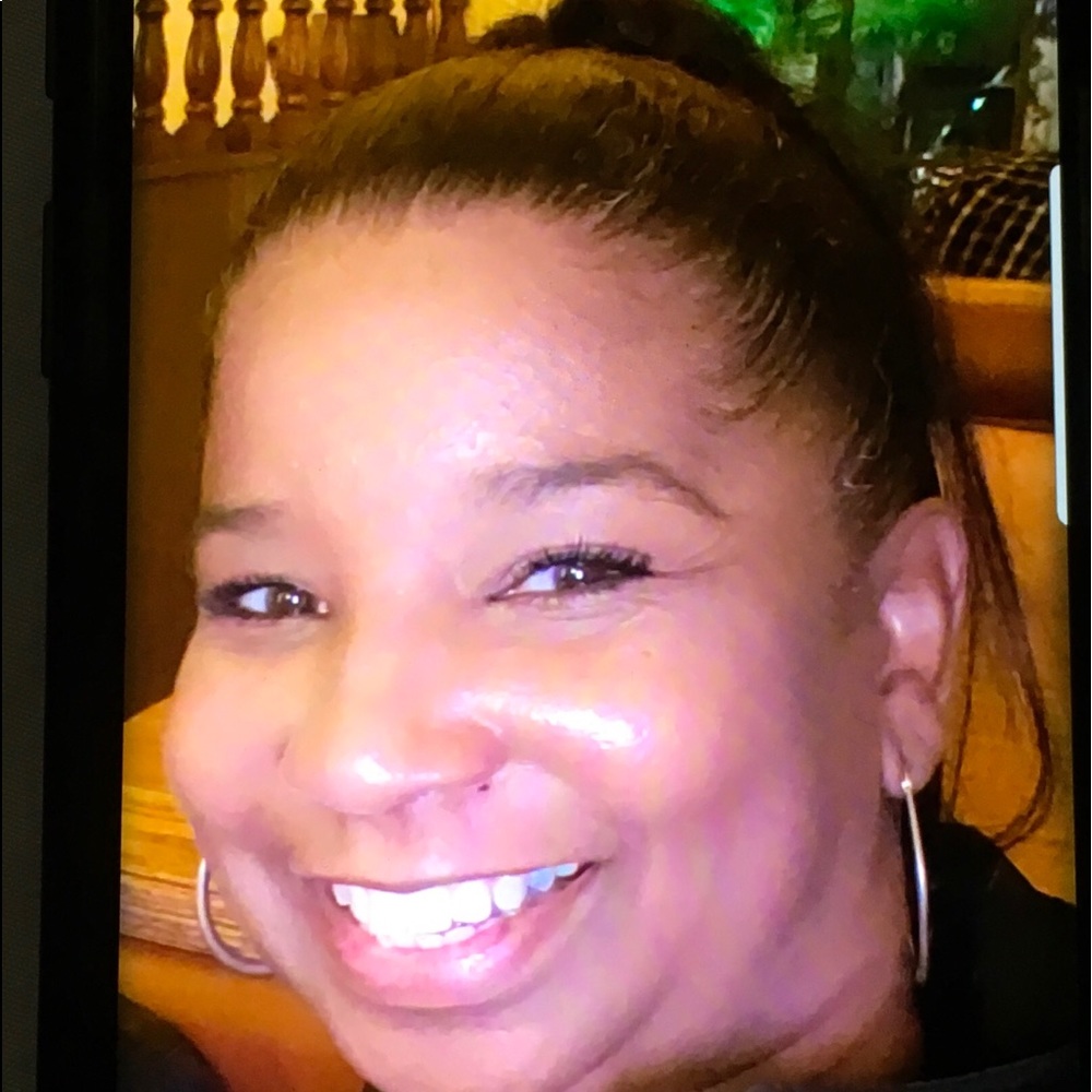 Meet your Posher, Shalma